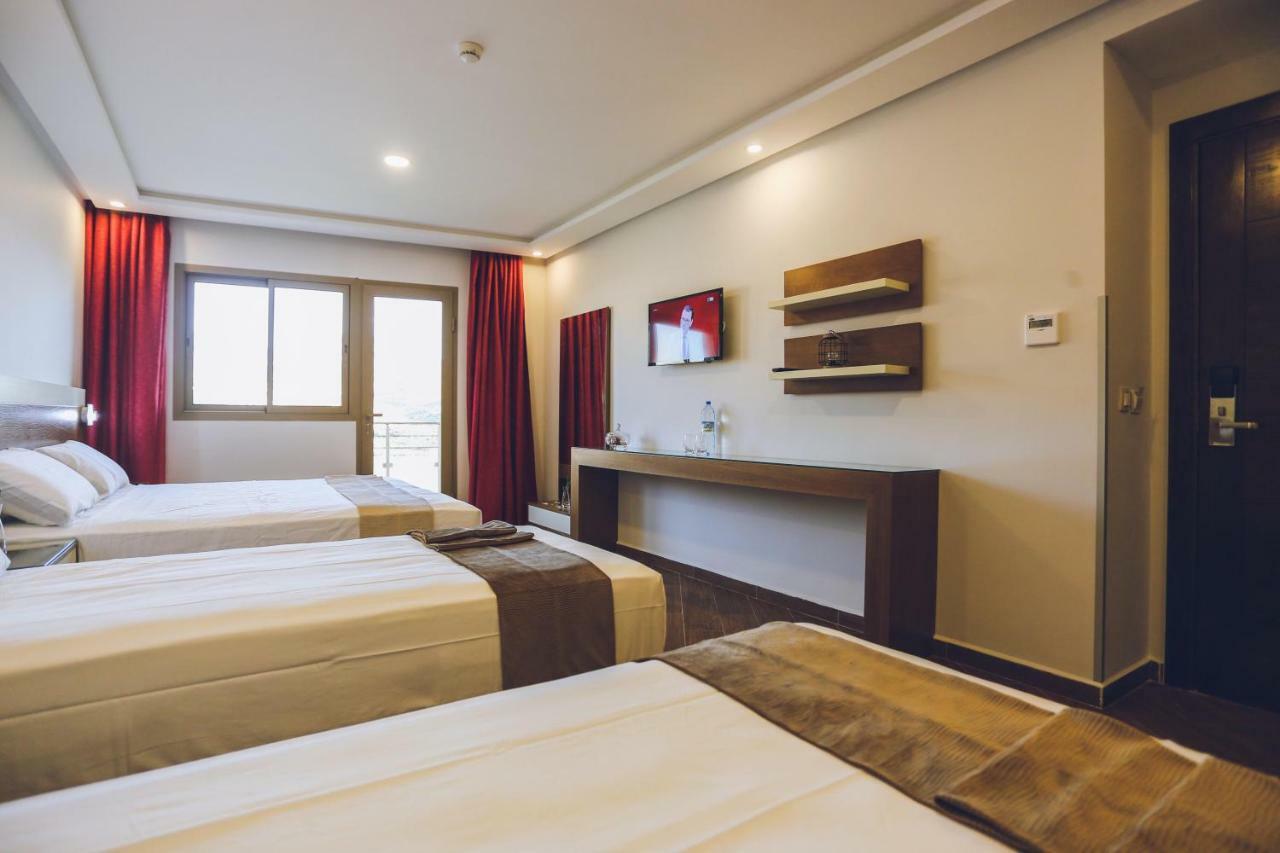 Hotel Makarim Tétouan מראה חיצוני תמונה